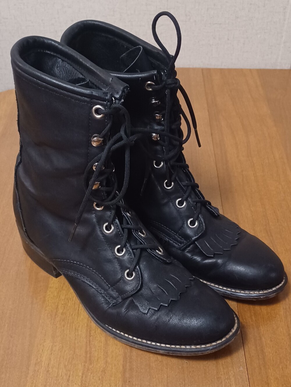 Vintage Laredo Kiltie Roper Boots Womens 7.5M Black Leather DISTRESS Lace Up USA